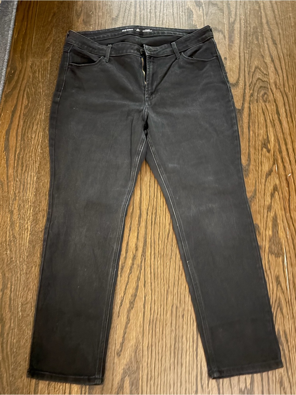 Old Navy Black Straight-Leg Women's Pants - Petite Classic Fit